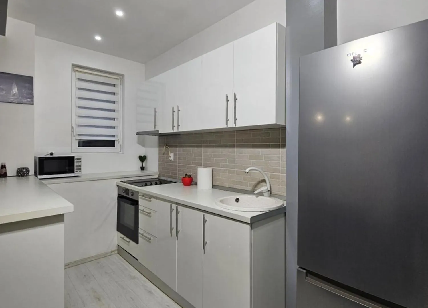 White Apartment By Hilton II Bukareszt